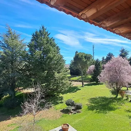 Magnifico Y Gran Jardin Frente A La Sierra. Alpehytte